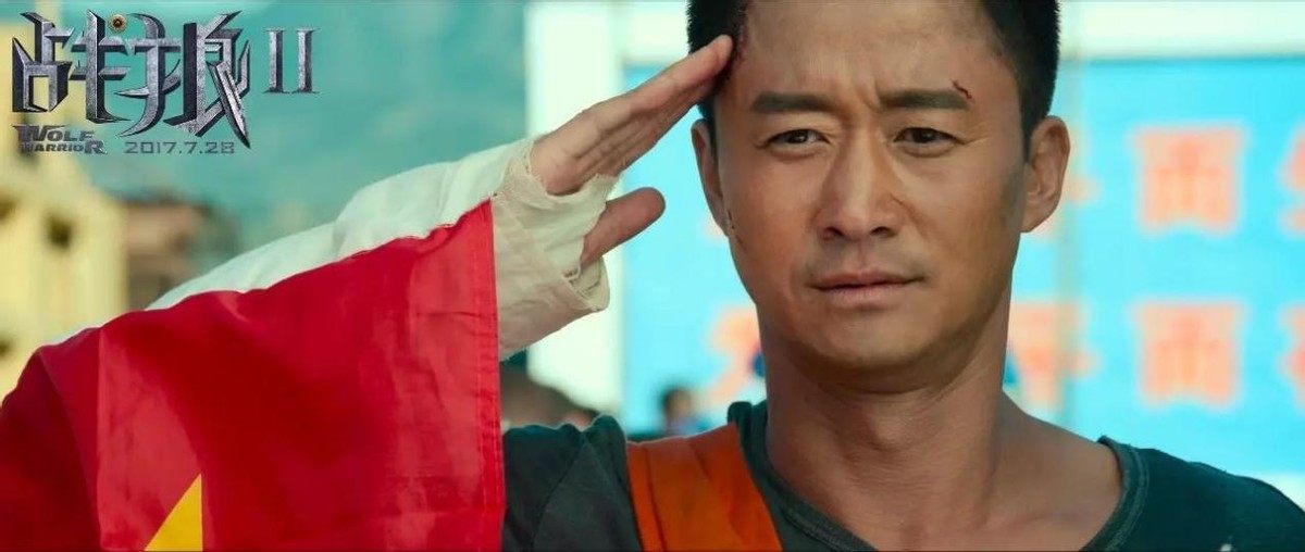 中国队长封神：吴京220亿票房超越沈腾，连续霸占3年国庆档